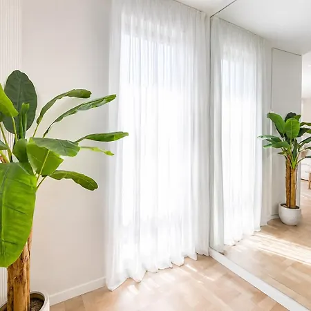 Terrace Square View Appartement Tirana